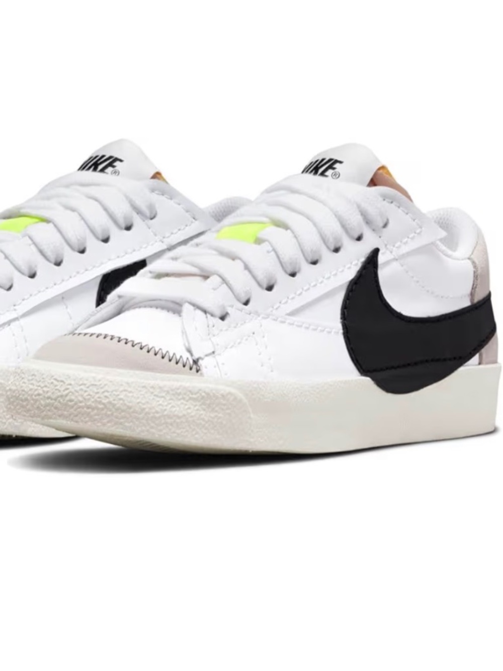 Nike Women's Blazer Low '77 Jumbo Trainers Size 9